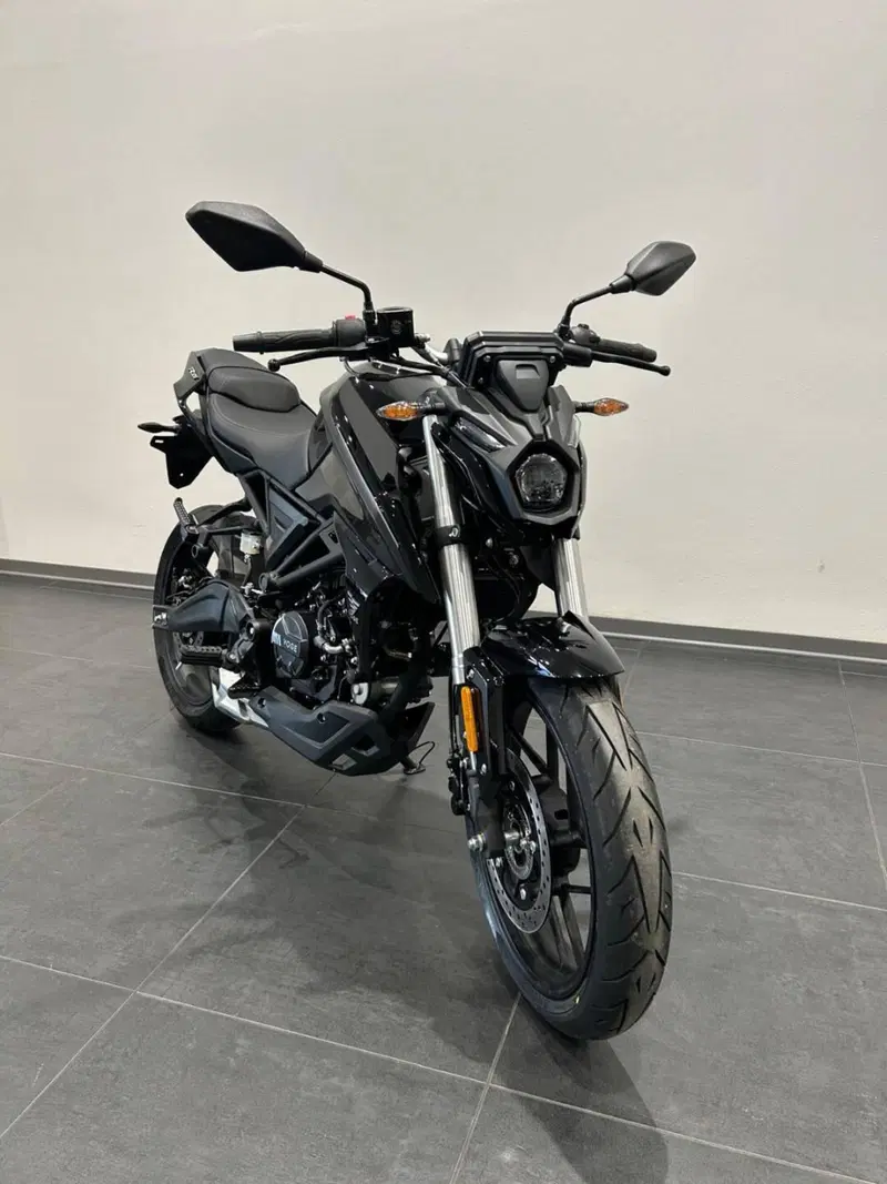 Voge Brivido 125R (2023 - 26) (2)