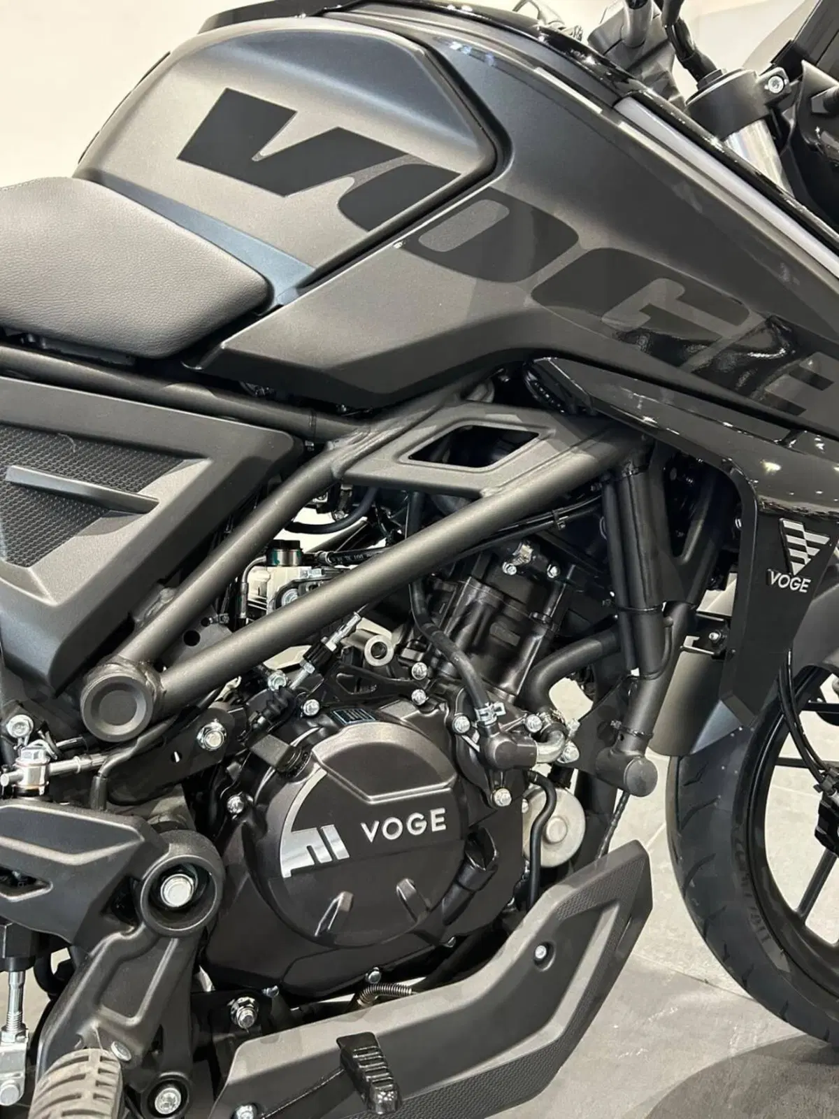 Voge Brivido 125R (2023 - 26) (4)