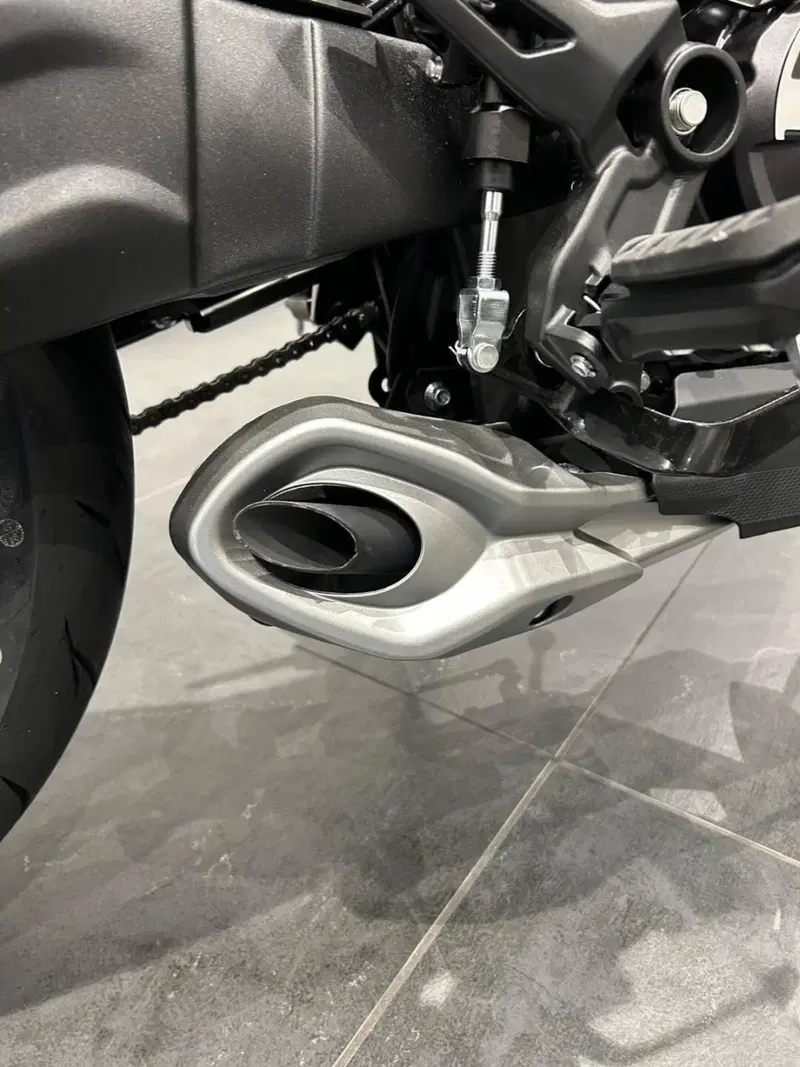 Voge Brivido 125R (2023 - 26) (5)