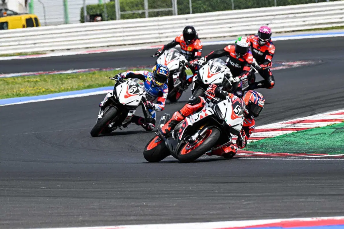 Domenica 1 giugno torna a Misano Aprilia All Stars (2)