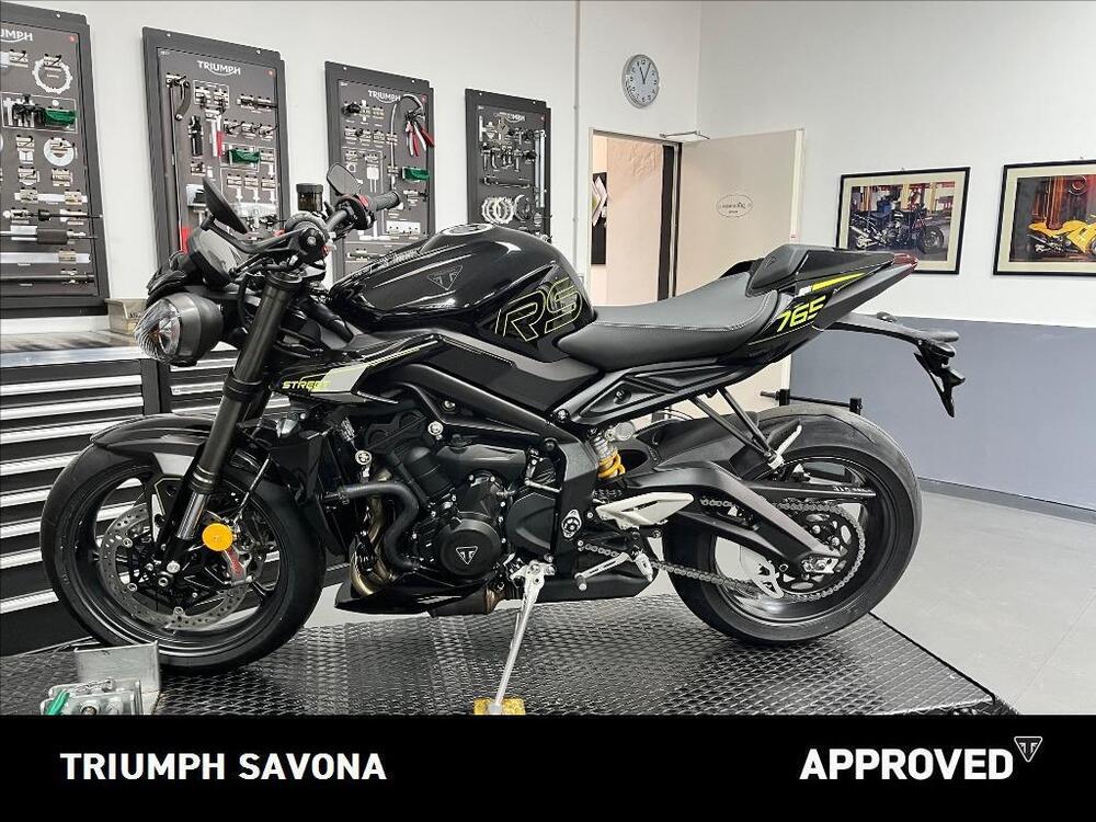 Triumph Street Triple 765 RS (2023 - 25) (2)