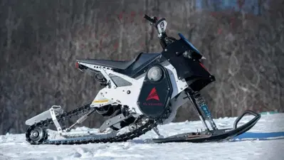 Avvenire Combat: la moto elettrica che non sapevi di volere!