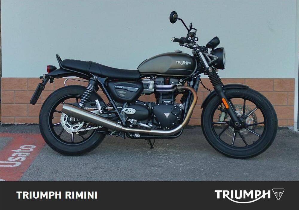 Triumph Street Twin 900 (2021 - 22) (4)