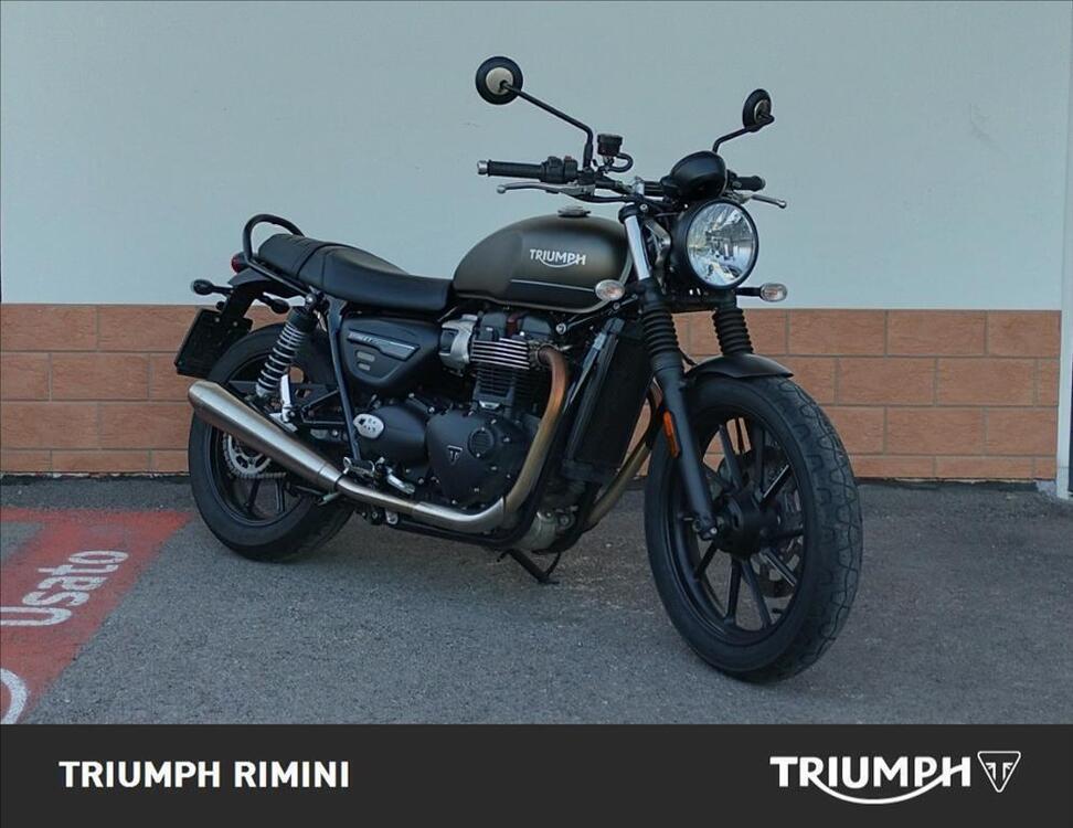 Triumph Street Twin 900 (2021 - 22) (3)