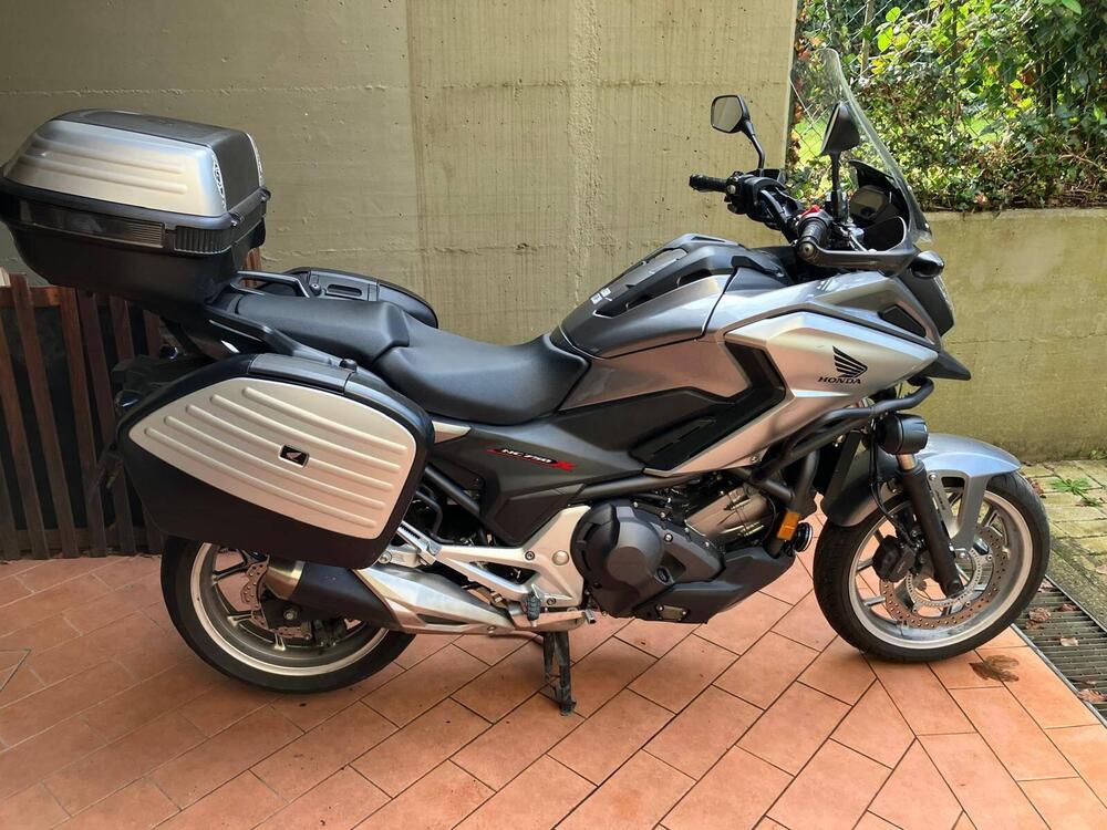 Honda NC 750 X DCT ABS Travel Edition (2016 -17) (4)