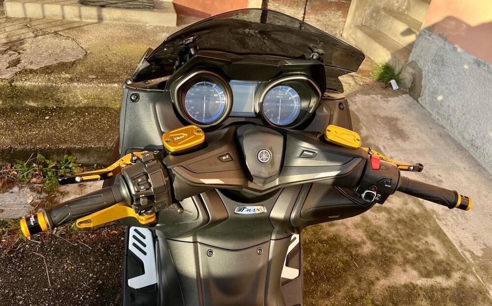 Yamaha T-Max 560 (2020 - 21) (3)