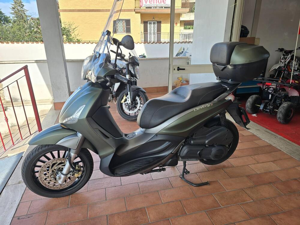 Piaggio Beverly 300 S i.e. ABS-ASR (2016 - 20) (4)