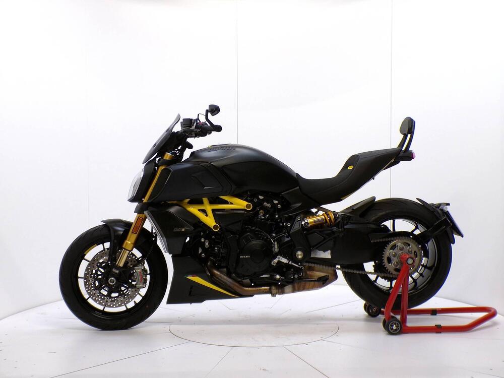 Ducati Diavel 1260 S (2021 - 22) (4)