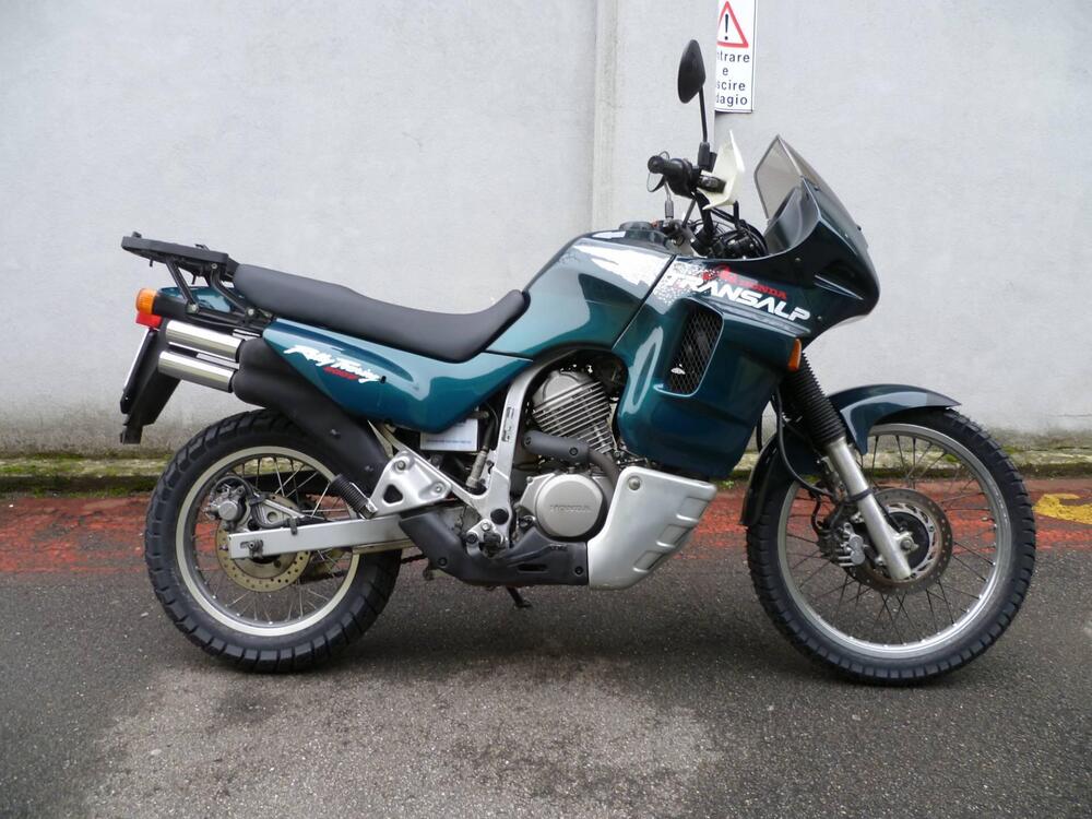 Honda Transalp 600 c.c. (2)