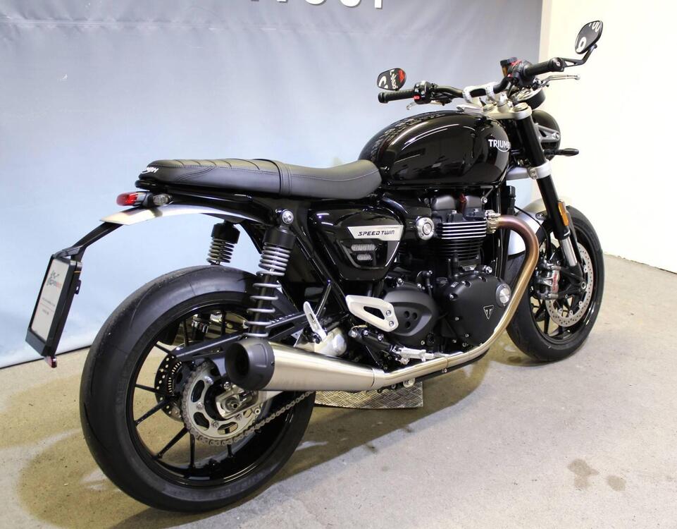 Triumph Speed Twin 1200 (2021 - 24) (5)