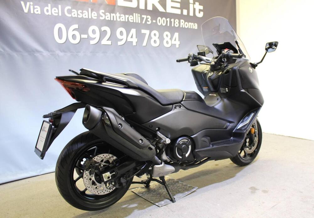 Yamaha T-Max 560 (2022 - 24) (5)