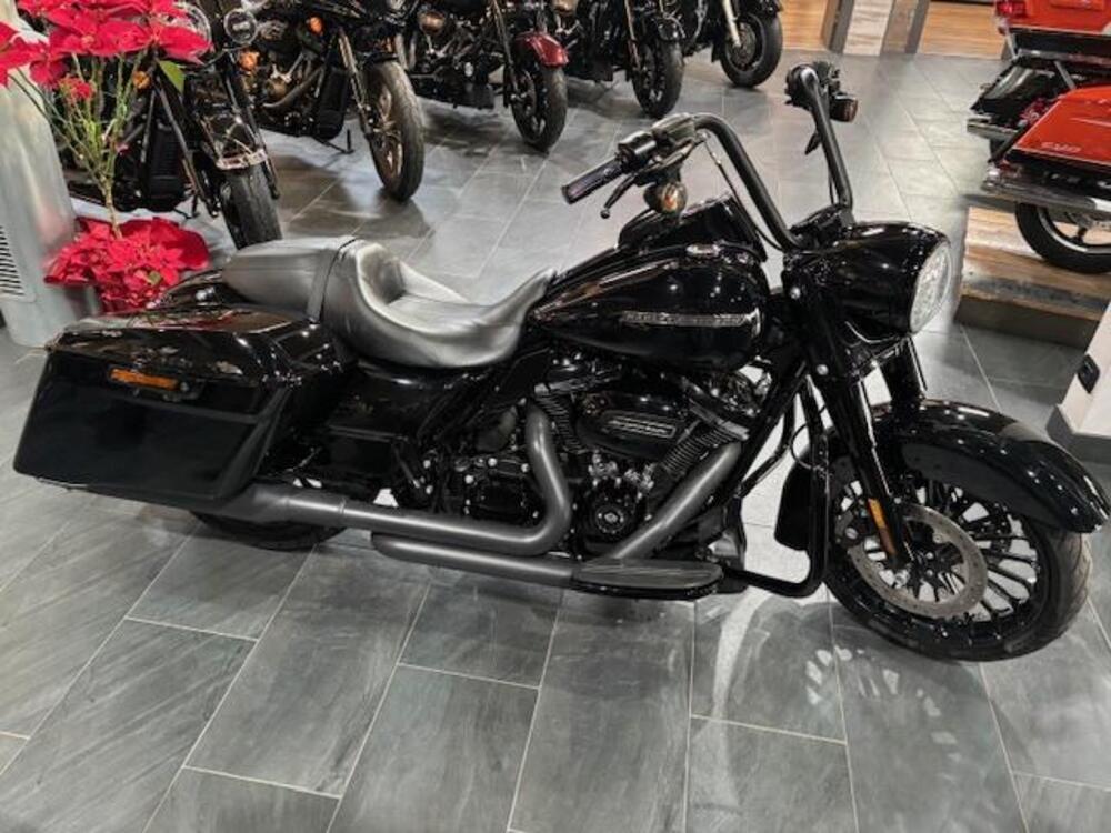 Harley-Davidson 107 Road King Special (2017 - 18) - FLHRXS (2)