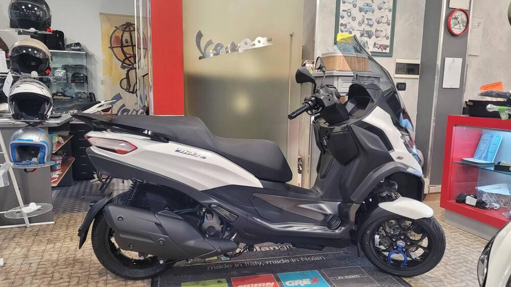 Piaggio MP3 400 Sport Hpe (2025) (3)