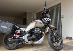 Moto Guzzi V85 TT Travel (2024 - 25) usata