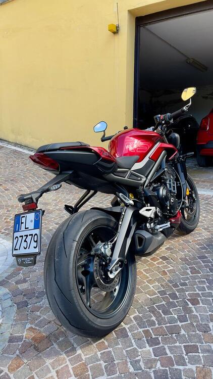 Triumph Street Triple 765 RS (2023 - 25) (2)