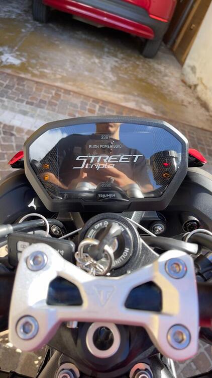 Triumph Street Triple 765 RS (2023 - 25) (5)