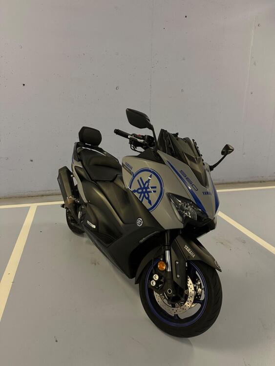 Yamaha T-Max 560 (2020 - 21)