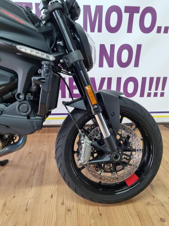 Ducati Monster 937 + (2021 - 25) (4)