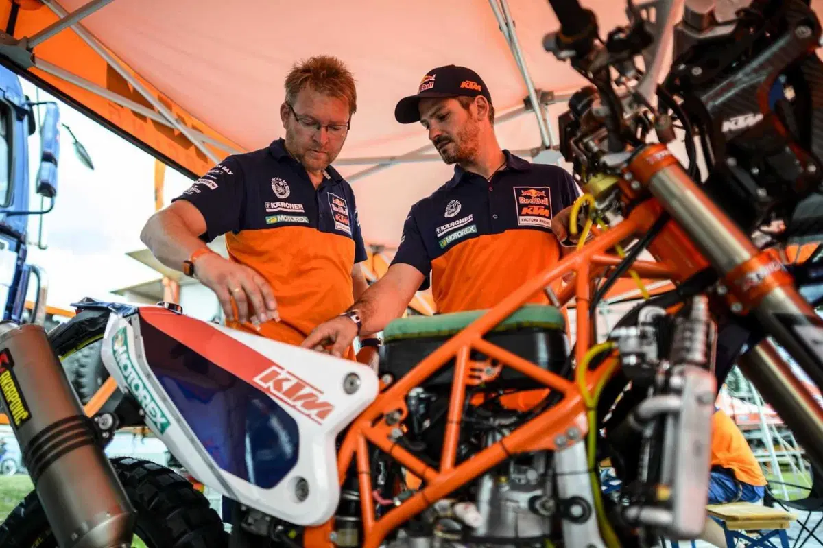 Dakar 2025. Il segreto della vittoria. Un Campione, la Moto, il Mago (16)