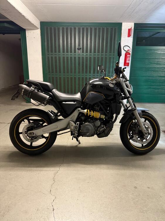 Yamaha MT-03 (2006 - 14) (4)