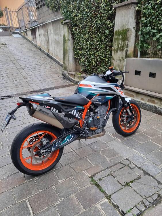 KTM 890 Duke R (2022 - 23)