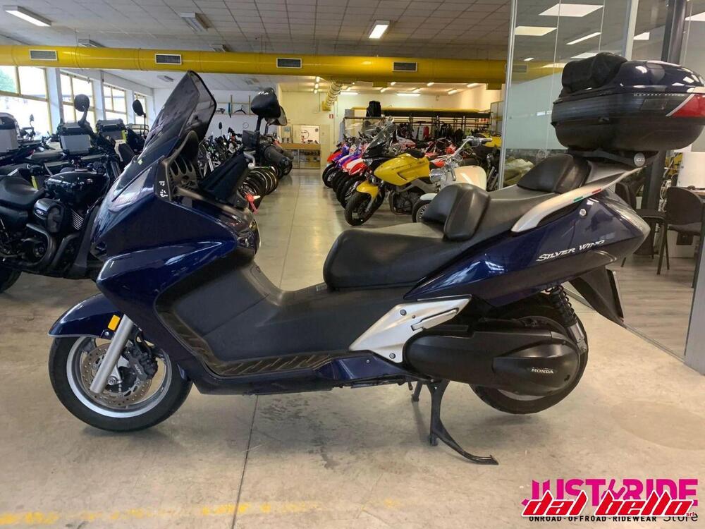 Honda Silver Wing 600 (2001 - 05)