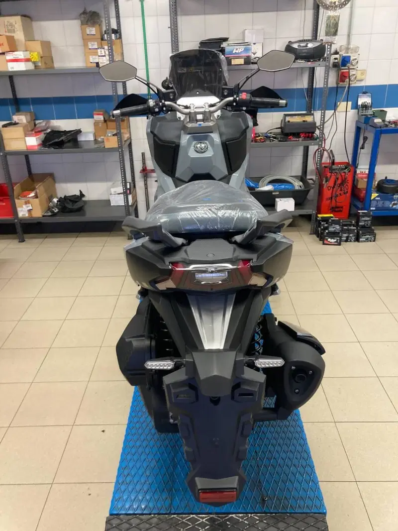 Sym ADX 300 (2024 - 26) (6)