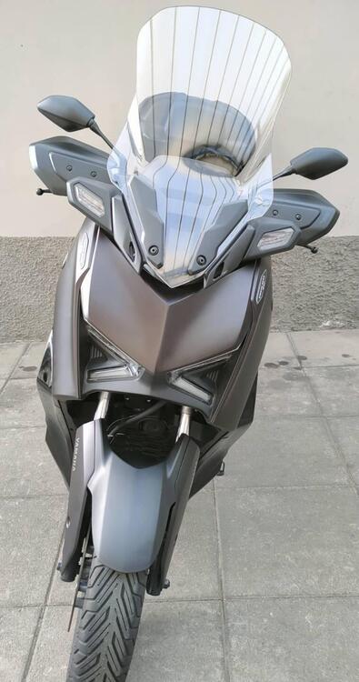 Yamaha X-Max 300 Tech Max (2021 - 24) (2)