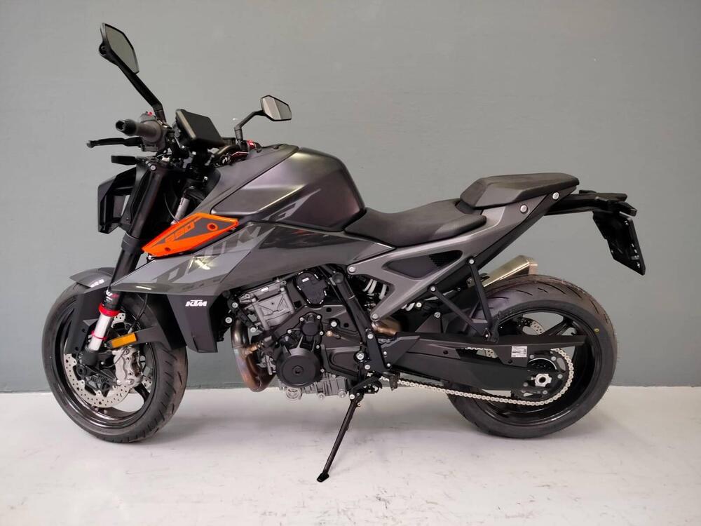 KTM 990 Duke (2024 - 25) (2)