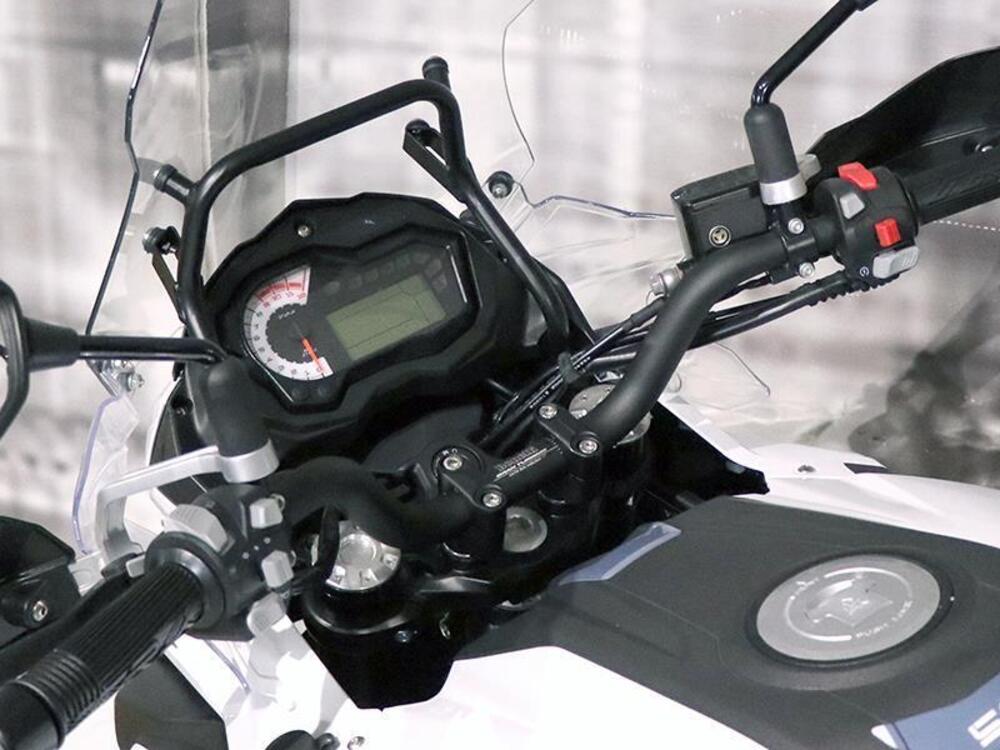 Benelli TRK 502 (2021 - 25) (4)