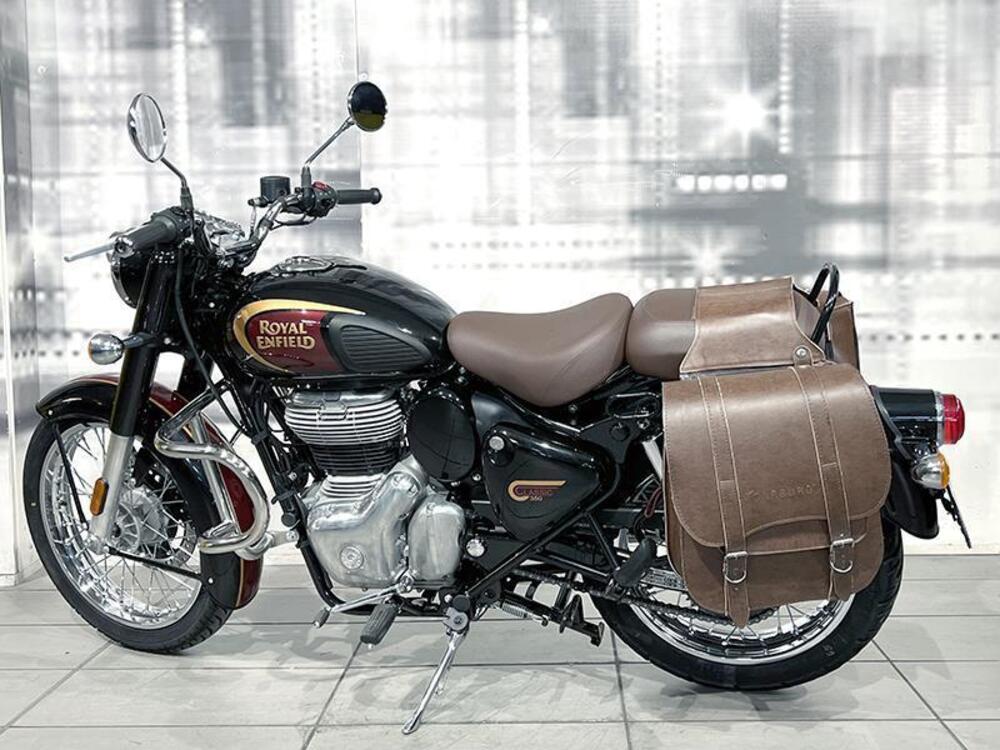 Royal Enfield Classic 350 (2021 - 25) (2)