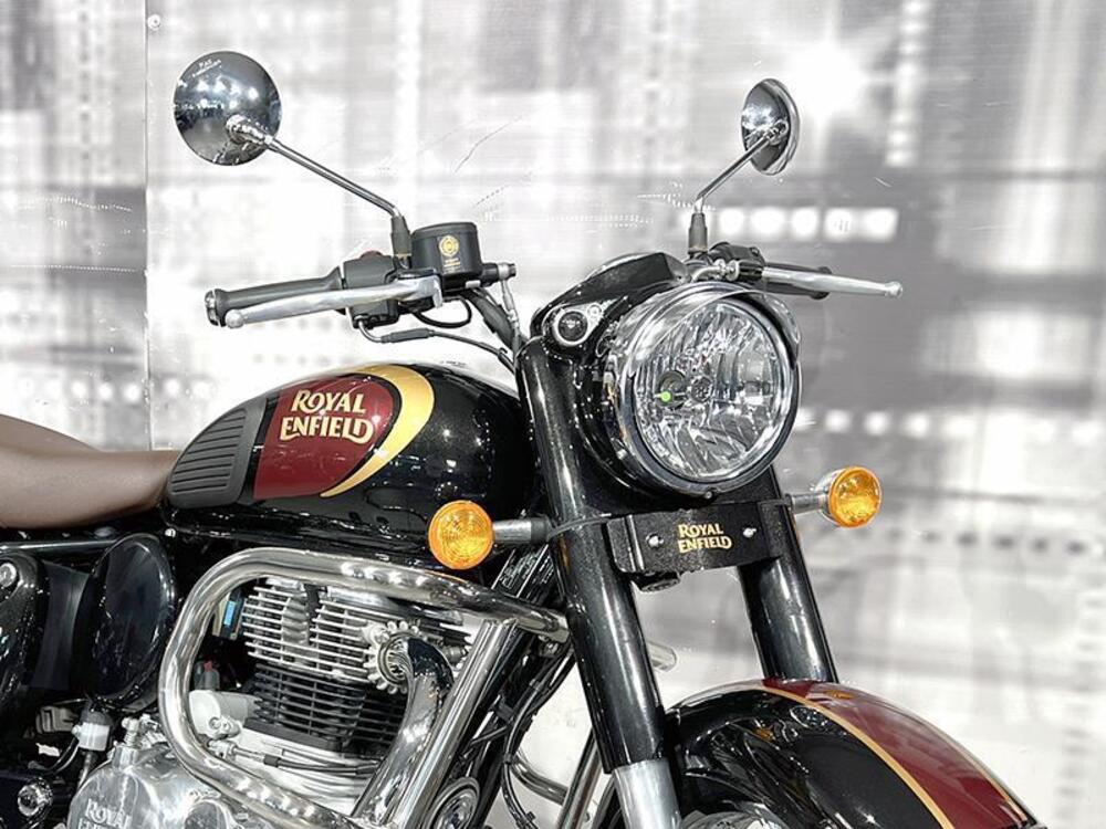 Royal Enfield Classic 350 (2021 - 25) (3)