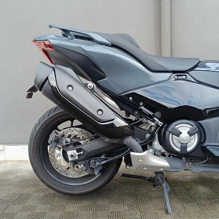 Yamaha T-Max 560 Tech Max (2022 - 24) (2)