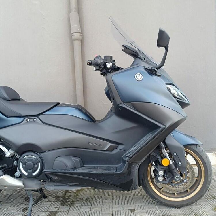 Yamaha T-Max 560 (2022 - 24) (3)