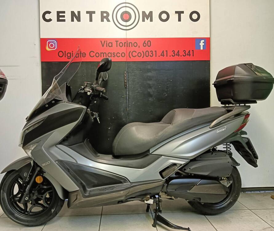 Kymco X-Town 300i ABS (2016 - 20) (3)