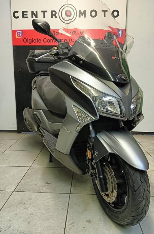 Kymco X-Town 300i ABS (2016 - 20) (4)