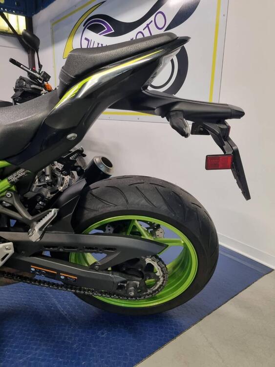 Kawasaki Z 900 Performance A2 (2020) (4)