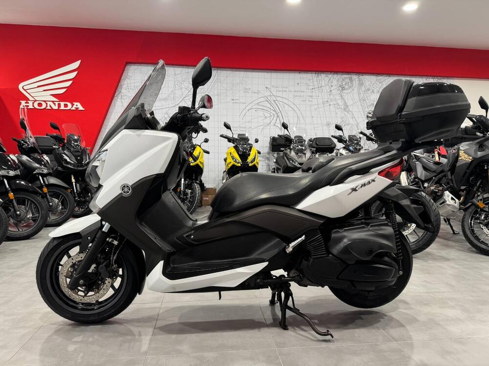 Yamaha X-Max 400 (2013 - 16) (3)