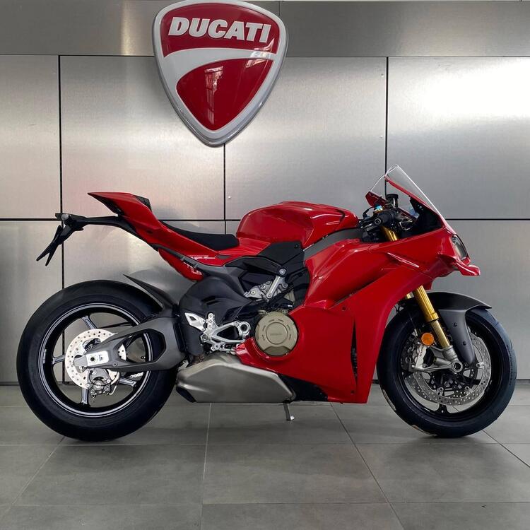 Ducati Panigale V4 S (2025)