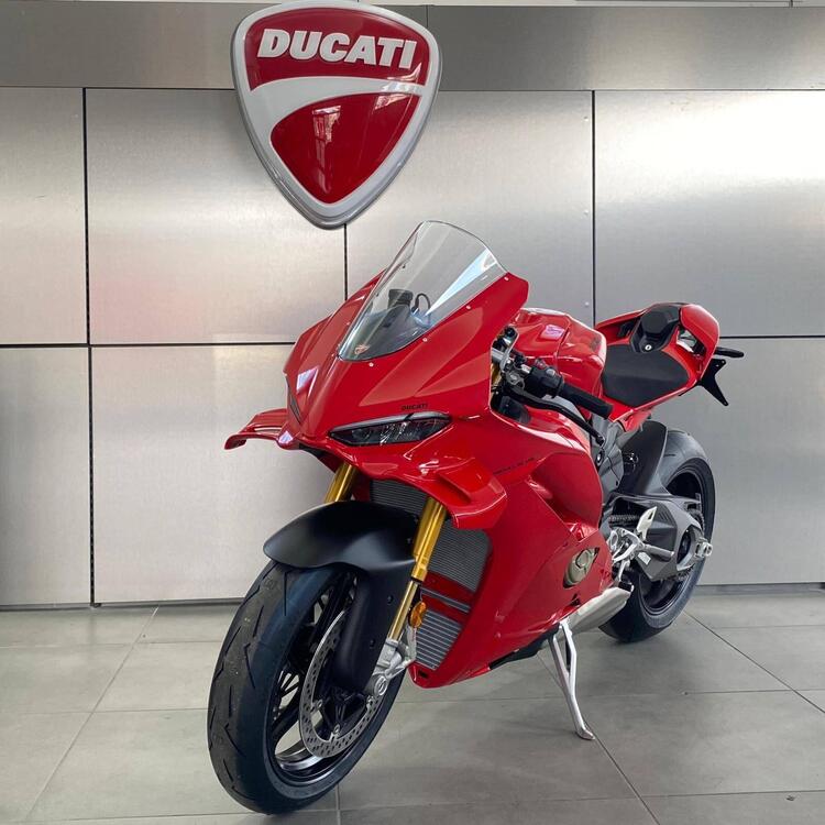 Ducati Panigale V4 S (2025) (2)