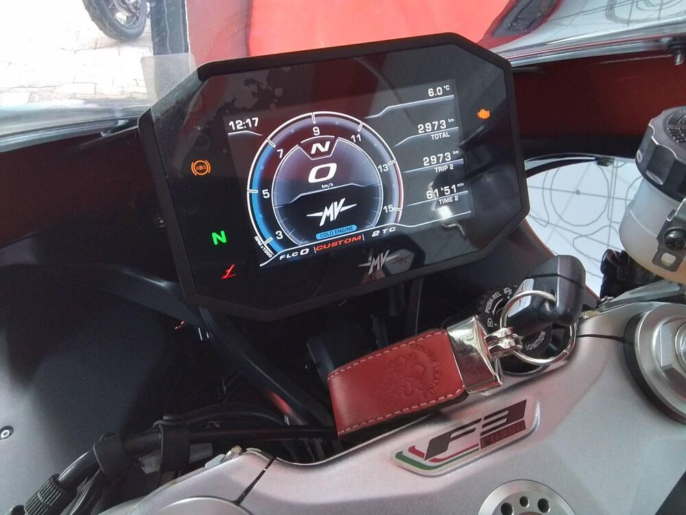 MV Agusta F3 800 Rosso (2021 - 23) (2)