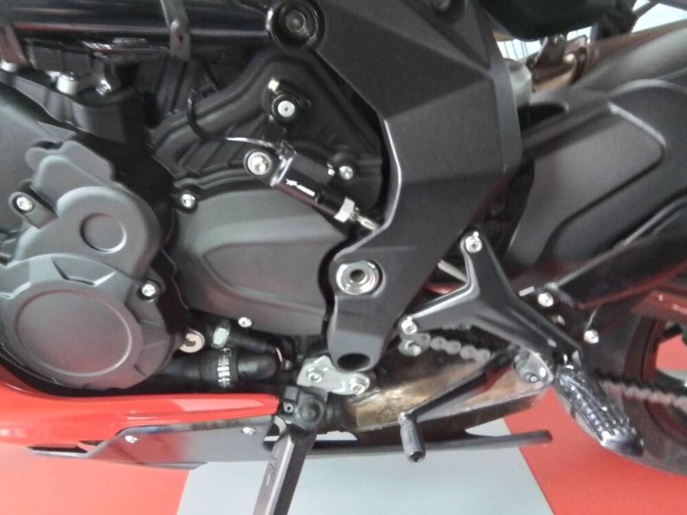 MV Agusta F3 800 Rosso (2021 - 23) (5)