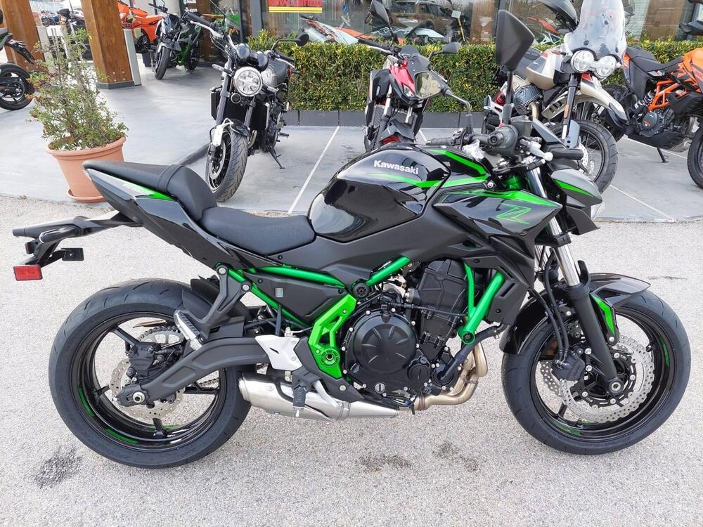 Kawasaki Z 650 (2025) (2)