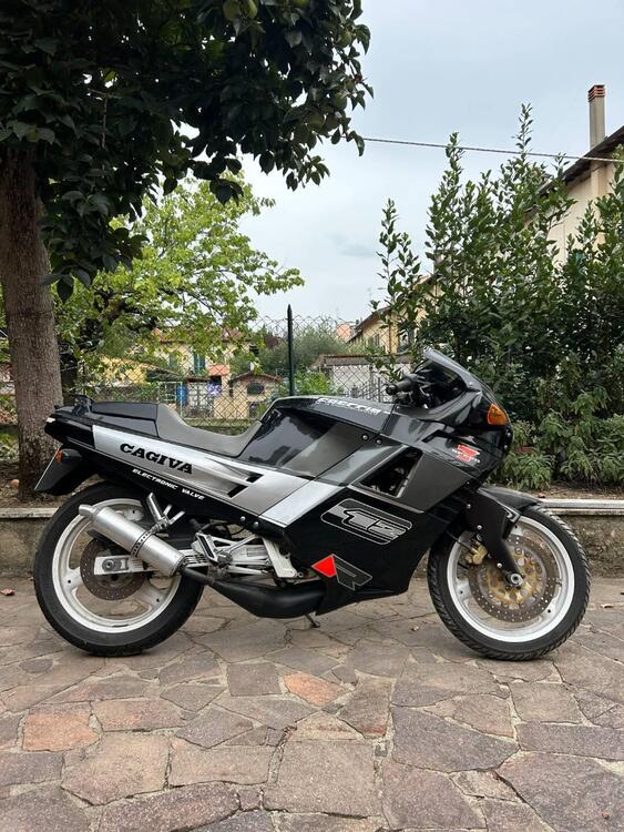 Cagiva Freccia C12R (4)