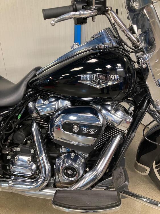 Harley-Davidson 107 Road King (2017) - FLHR (4)