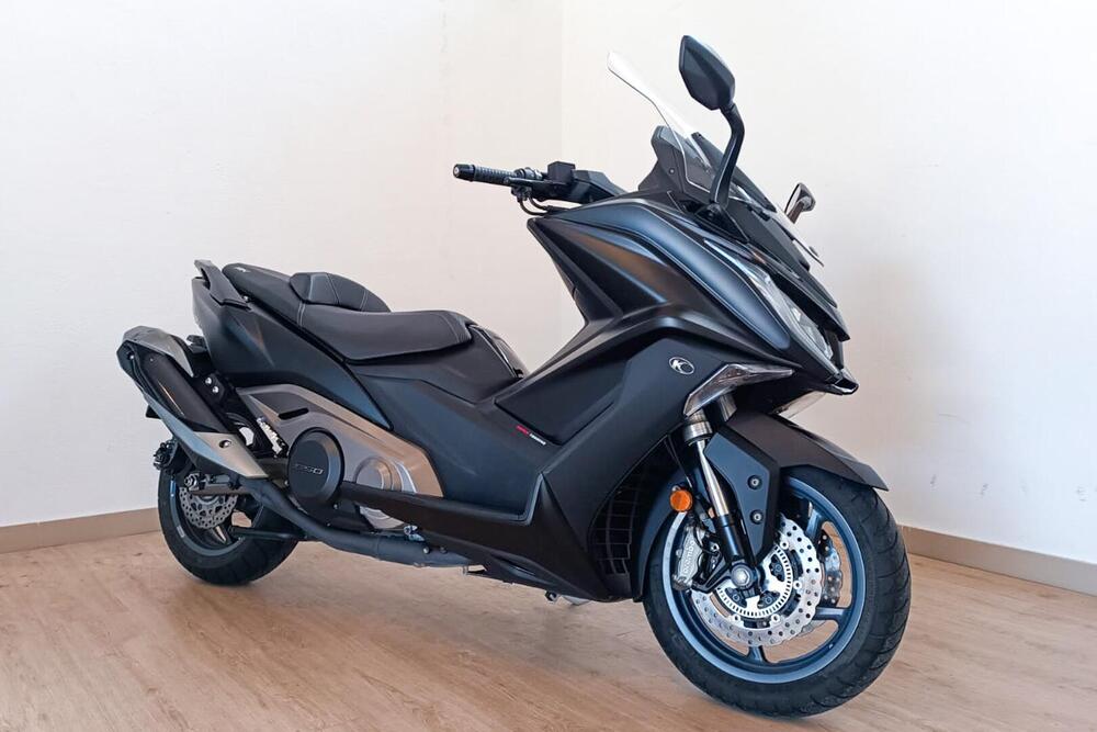 Kymco AK 550 (2017 - 19) (2)