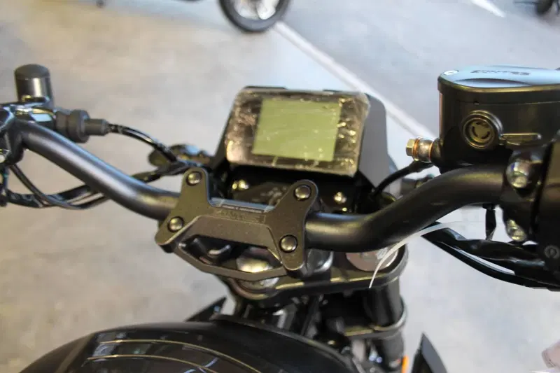 Zontes ZT125-G1 (2020 - 26) (9)