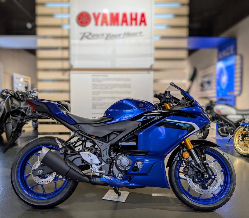 Yamaha YZF R3 (2025)