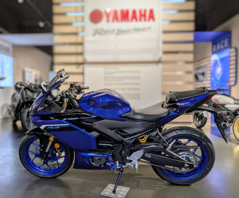Yamaha YZF R3 (2025 - 26) (2)