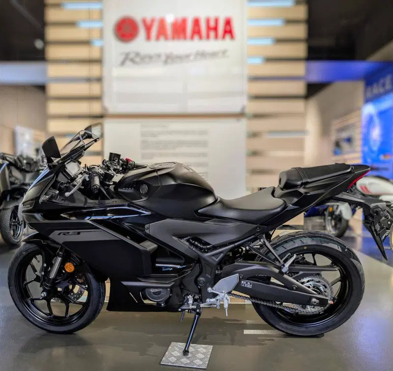 Yamaha YZF R3 (2025 - 26) (6)